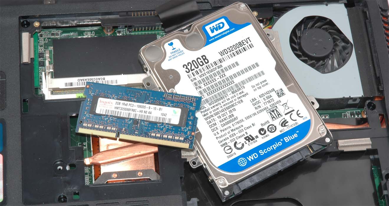 Ноутбук ssd hdd. Жесткий диск для памяти для ноут Ирбис НБ 241. Ссд диск для ноутбука. HDD для ноутбука. Жёсткий диск SSD для ноутбука.