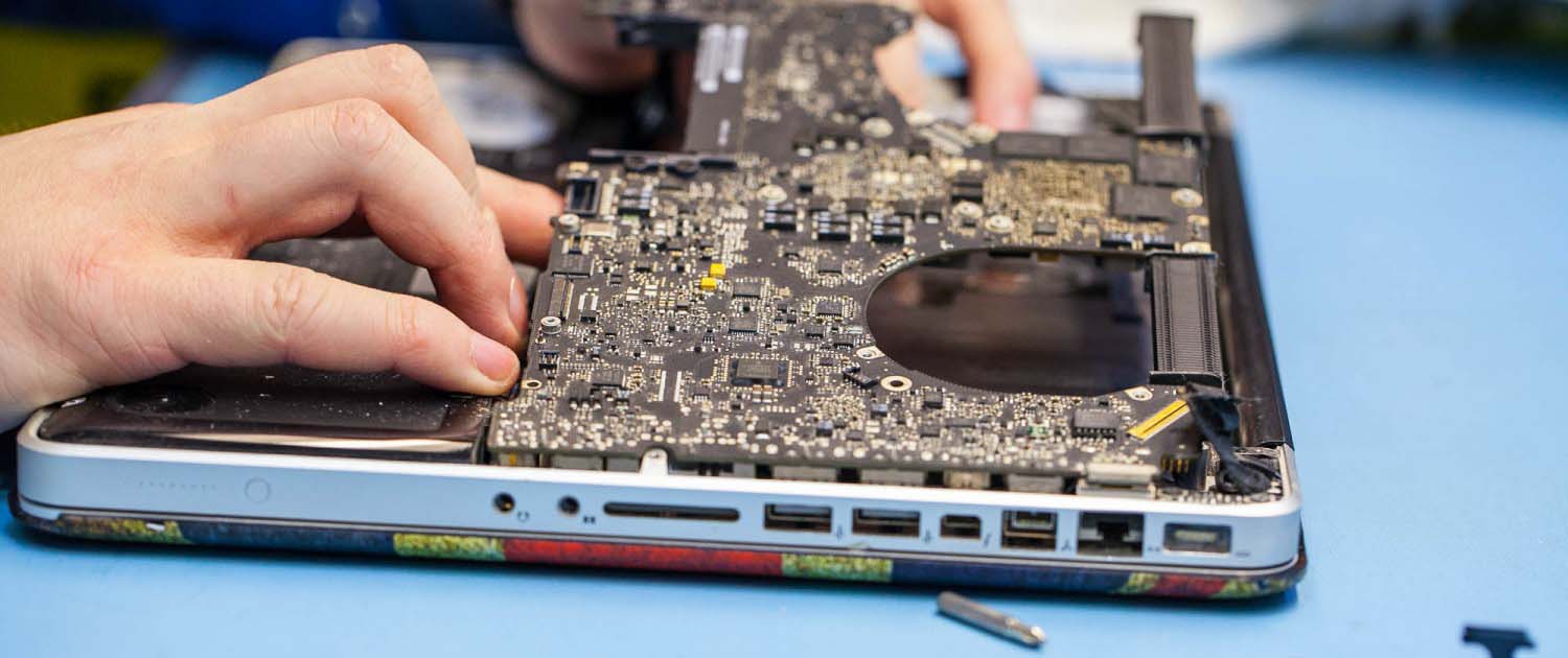 Замена или ремонт видеочипа ноутбука Apple MacBook в Саранске