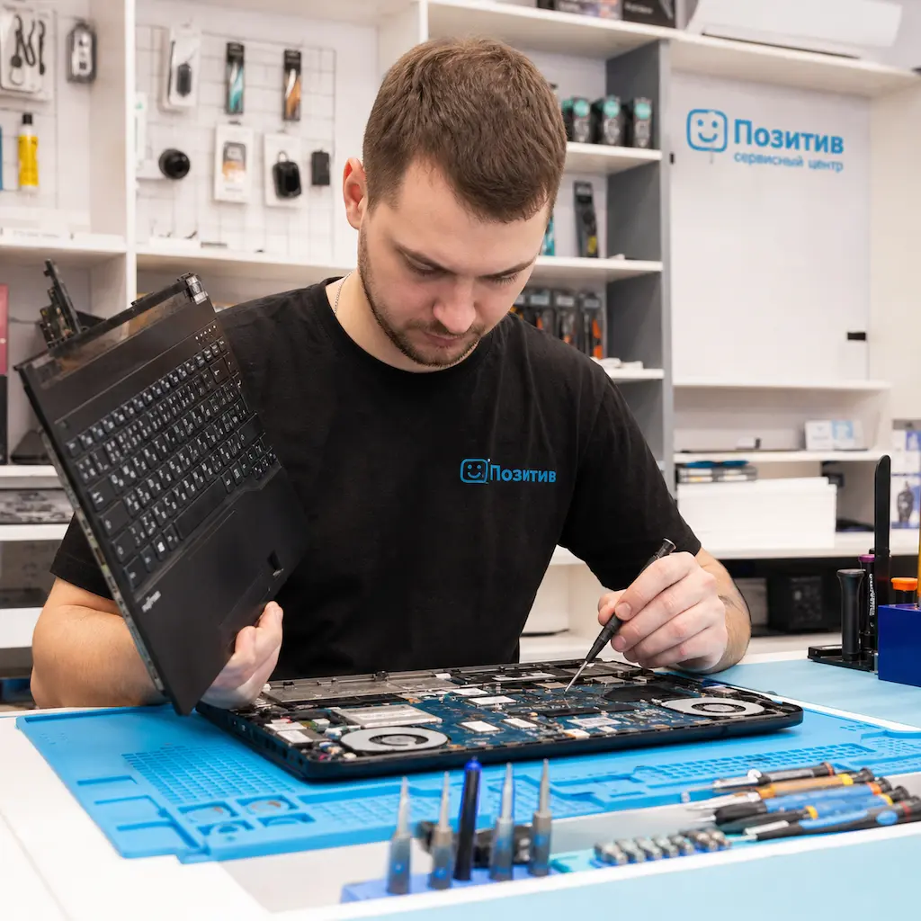 заменить клавиатуру на ноутбуке Fujitsu в Саранске