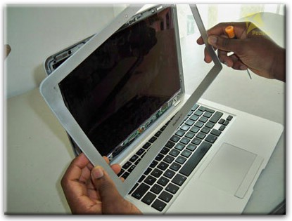 Замена экрана Apple MacBook в Саранске